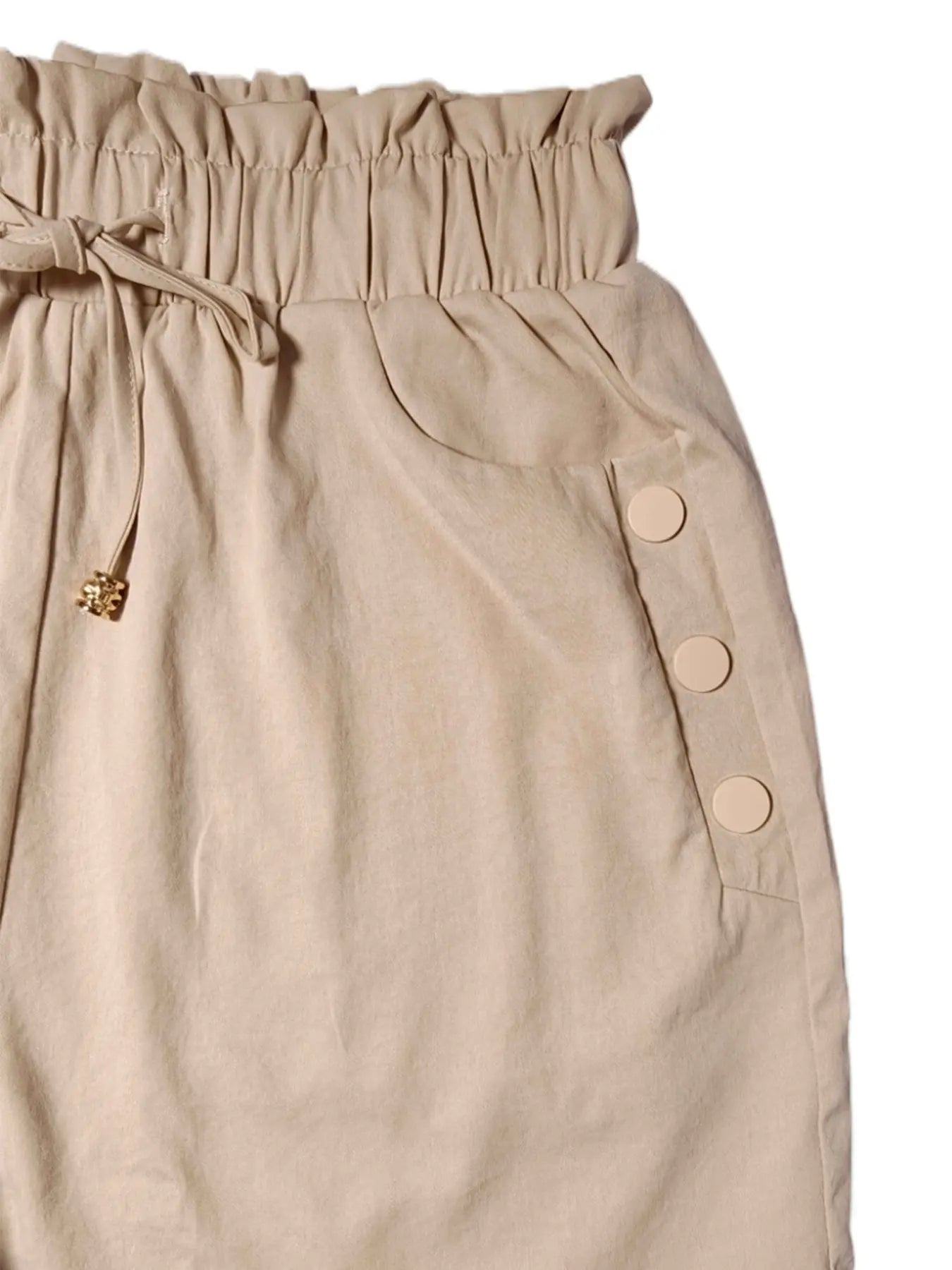 Stylish High-Waist Cinched-Waist Shorts for Women - Comfortable Summer Casuals Perfect for Everyday Wear
